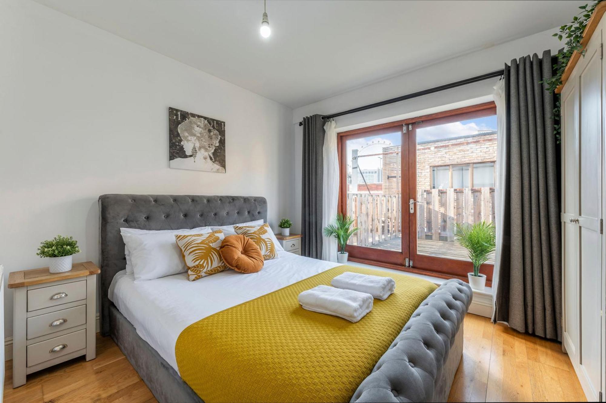 London Waterloo Apartment With Large Private Terrace - View Of The London Eye - 1 Bedroom 1 Bath מראה חיצוני תמונה