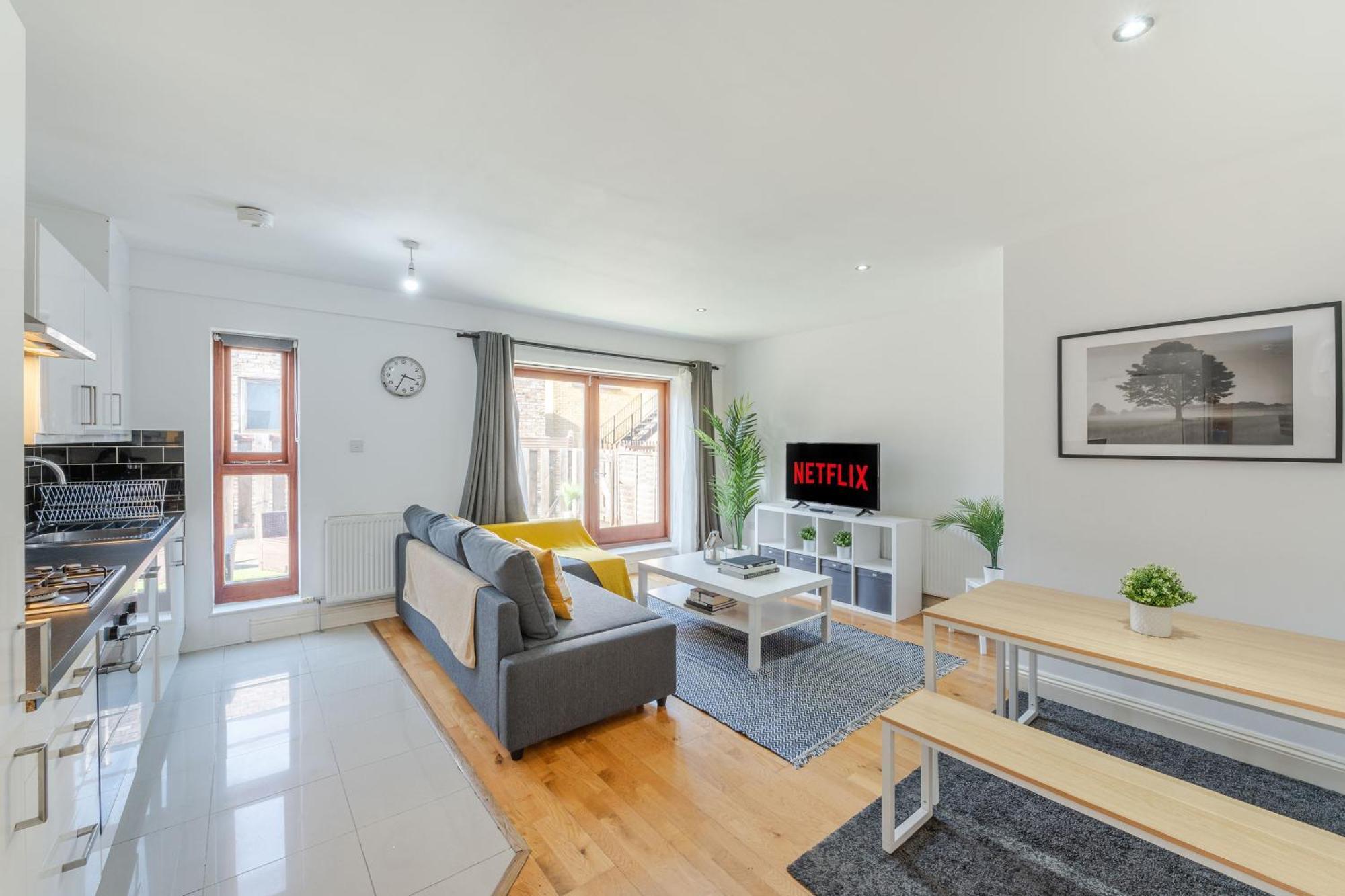 London Waterloo Apartment With Large Private Terrace - View Of The London Eye - 1 Bedroom 1 Bath מראה חיצוני תמונה