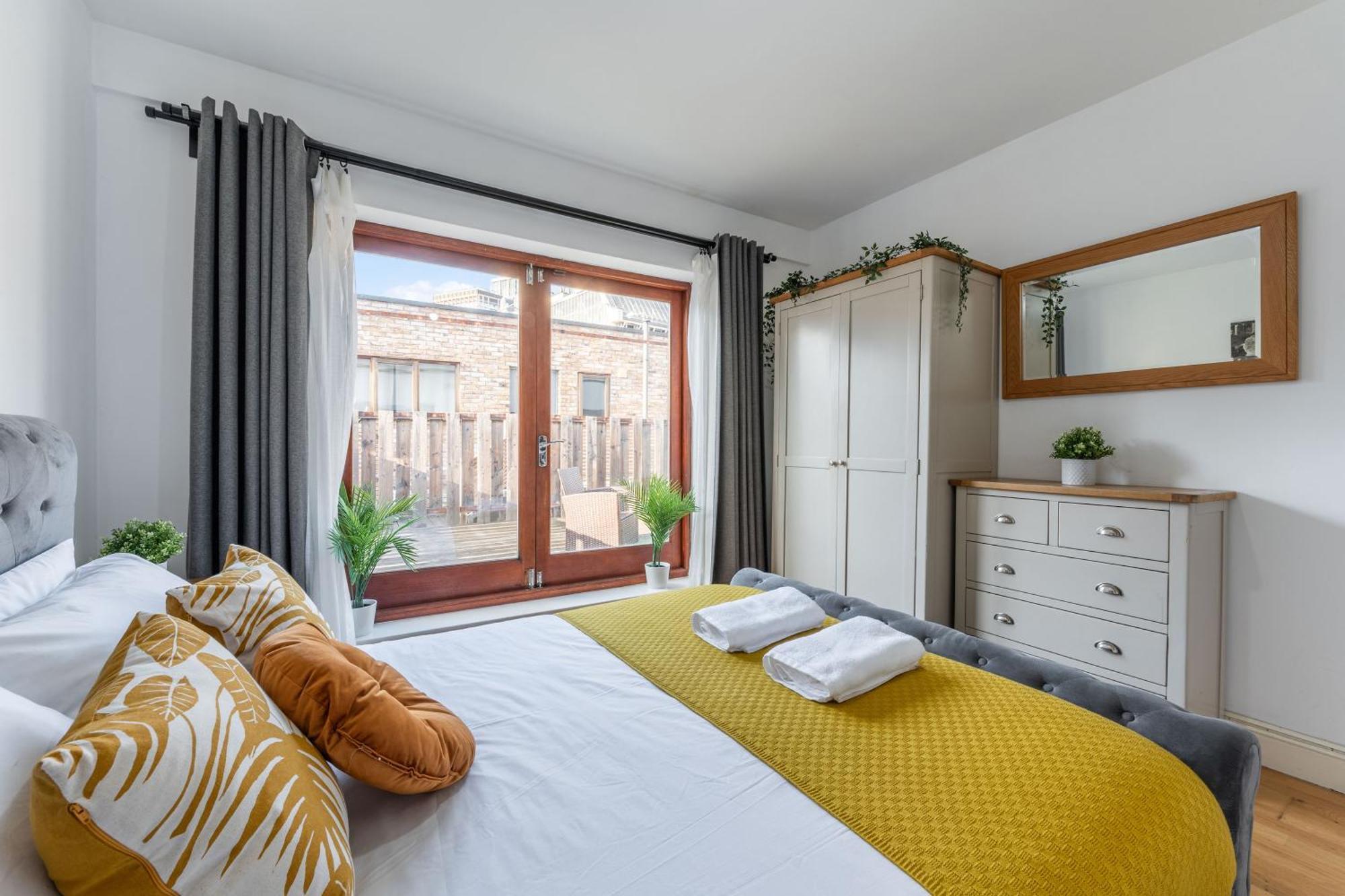 London Waterloo Apartment With Large Private Terrace - View Of The London Eye - 1 Bedroom 1 Bath מראה חיצוני תמונה